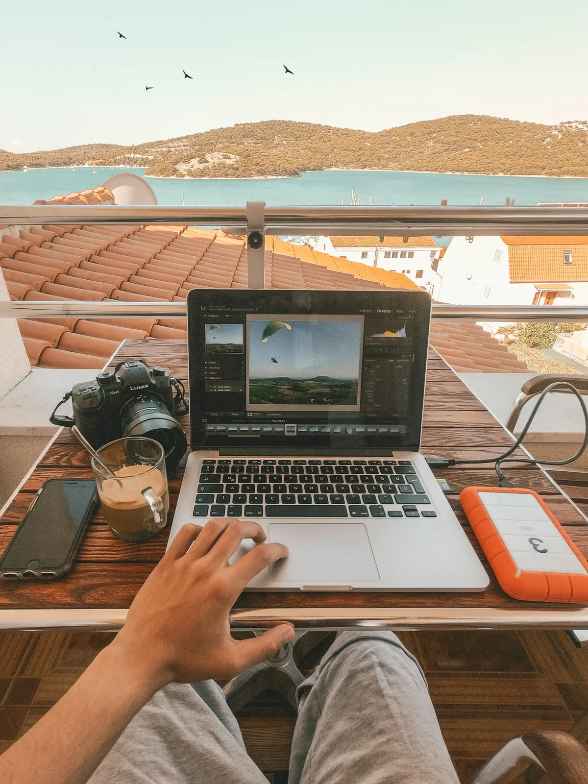 Remote Work Regeln: Arbeitszeit, Equipment, Erstattung