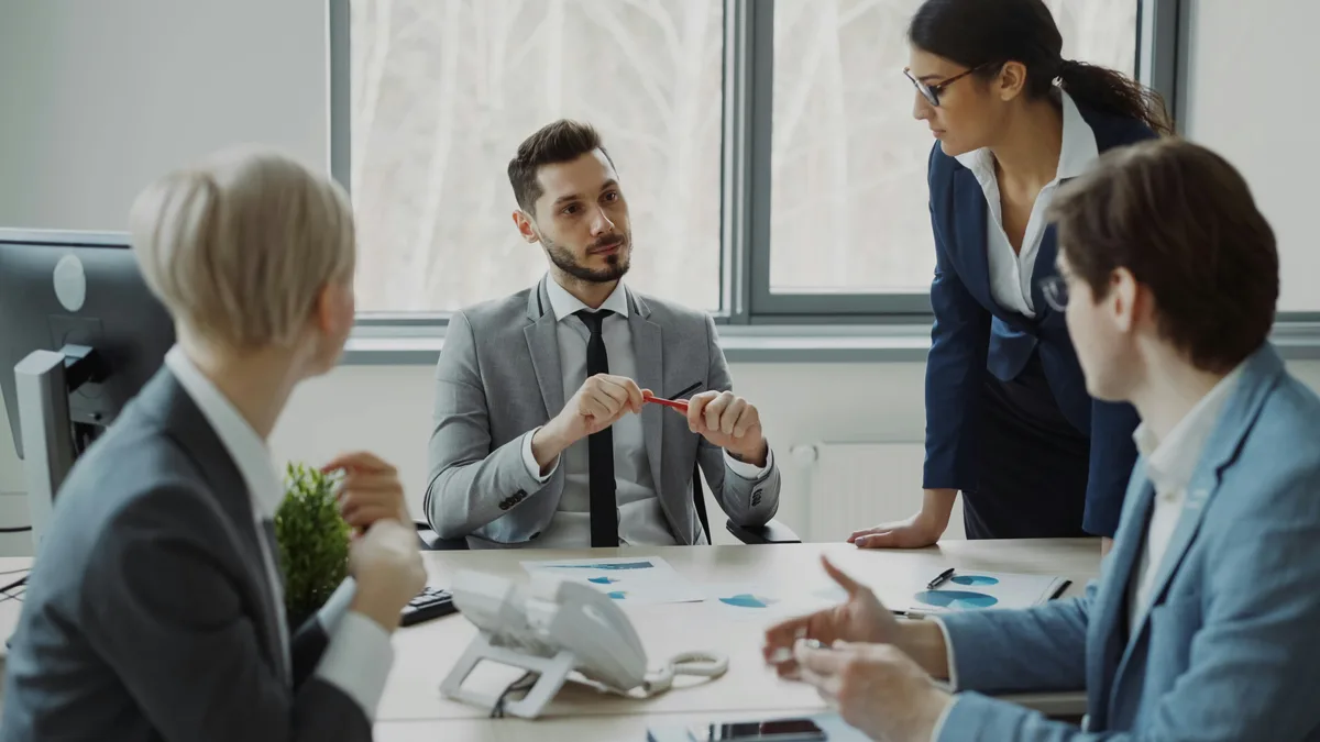 Gehaltsentwicklung als IT-Consultant: Von Junior bis Lead